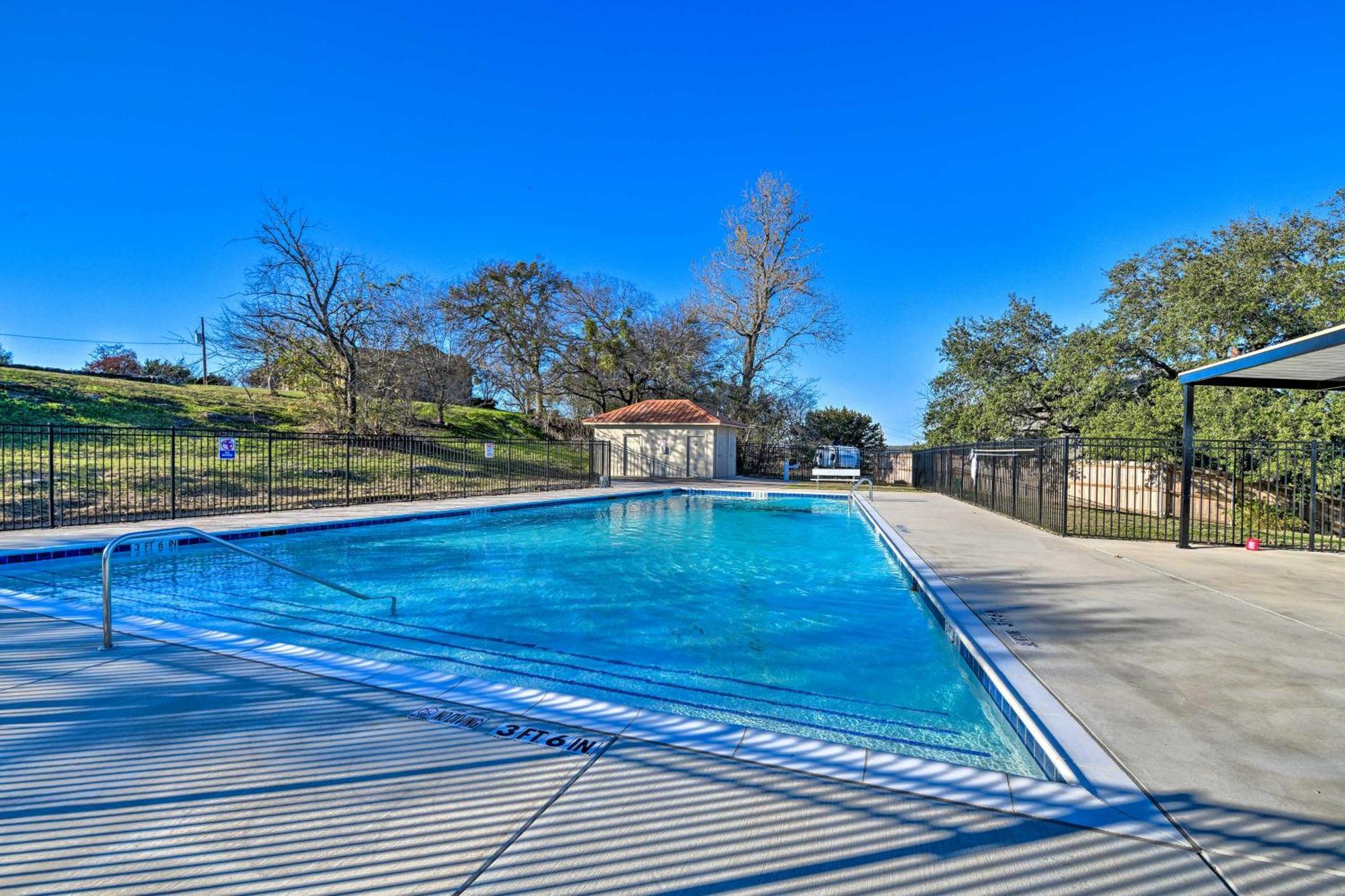 Granbury Home With Hot Tub And Furnished Patio! Exterior foto
